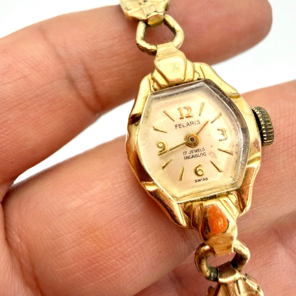 Felaris Vintage‎ Ladies Watch 14K Solid Gold Case 17 Jewel Gold Filled Stretch